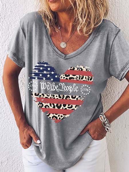 

Women's Casual American Flag We The People Heart V Neck T-Shirt, Gray, T-shirts