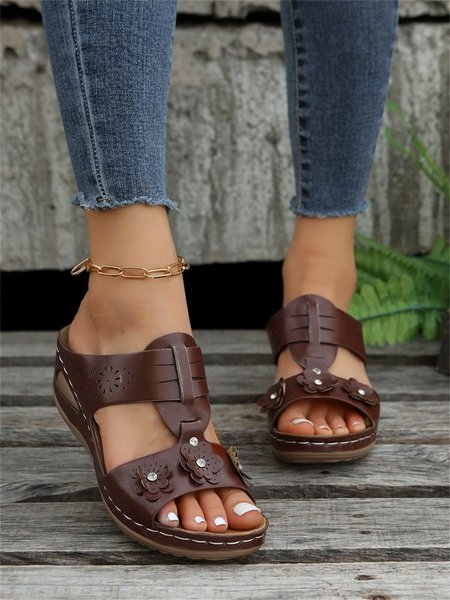 

Retro Floral Inlay Casual Sandals, Brown, Sandals & Slippers
