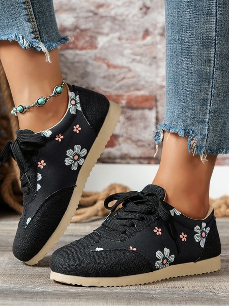 

Black Floral Graphic Lace-Up Flats, Flats