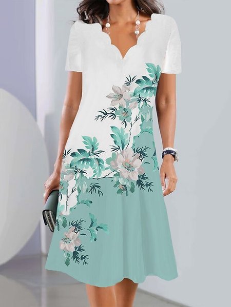 

Casual V Neck Loose Floral Dress, White-green, Dresses