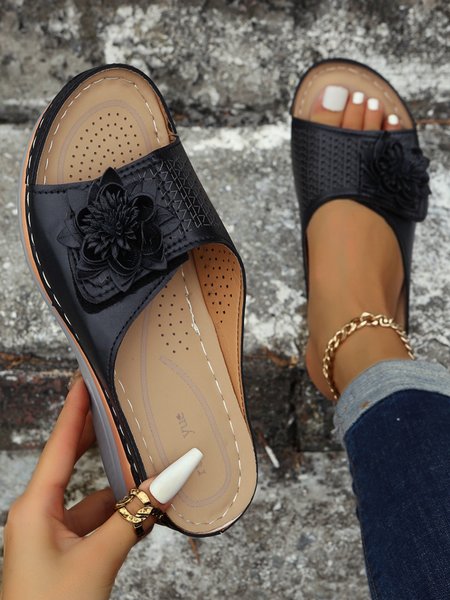 

Vintage Flower Decor Hollow out Wedge Heel Slide Sandals, Black, Sandals & Slippers