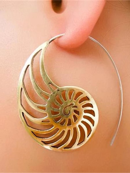 

Fashion personality earrings fan-shaped hollow earrings alloy earrings temperament earrings women, Golden, Earrings