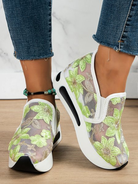 

Green Floral Embroidery Breathable Mesh Slip-on Muffin Sneakers, Sneakers