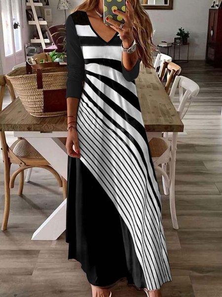 

Abstract Stripes V Neck Regular Fit Casual Dress, Black, Dresses
