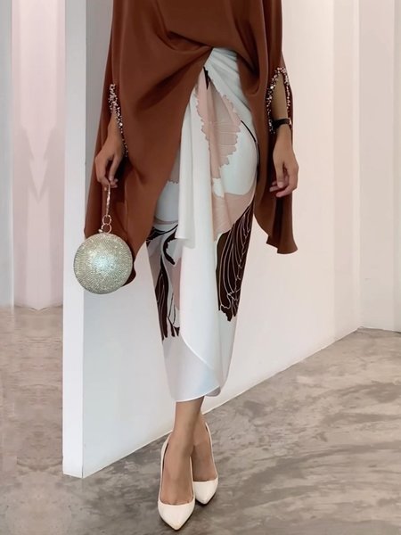 

Elegant Regular Fit Floral Print Skirt, White, Skirts