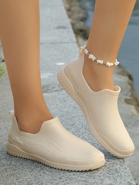 

Women Minimalist Low Cut Slip-on Rain Boots, Apricot, Flats