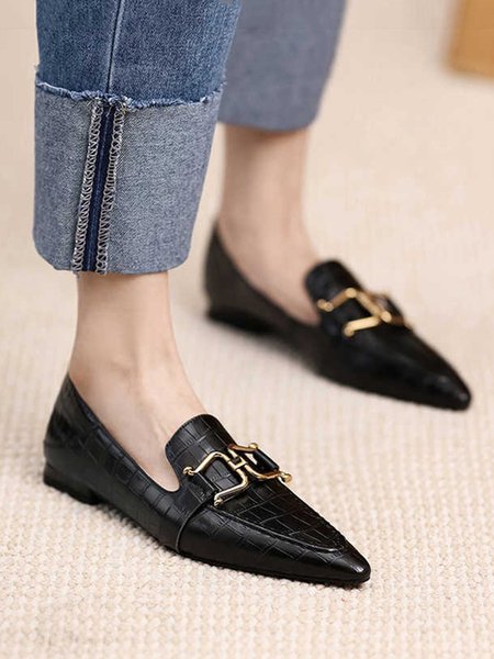

Vintage Metal Decor Leather Pointed Toe Loafers, Black, Loafers