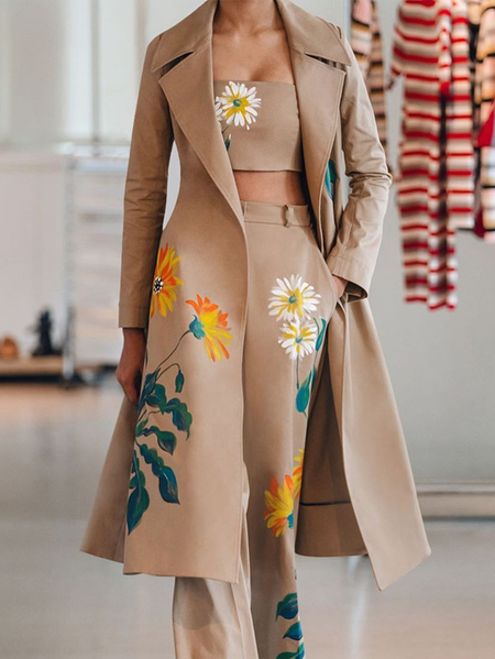 

Lapel Collar Urban Regular Fit Floral Trench Coat, Khaki, Trench Coats