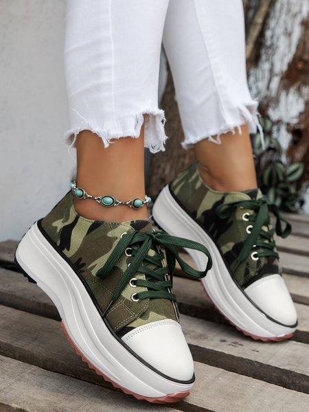 

Women Minimalist Lace-Up Platform Canvas Shoes, Camouflage, Sneakers