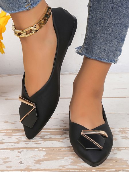 

Urban Metal Decor Pointed Toe Shallow Shoes, Black, Flats