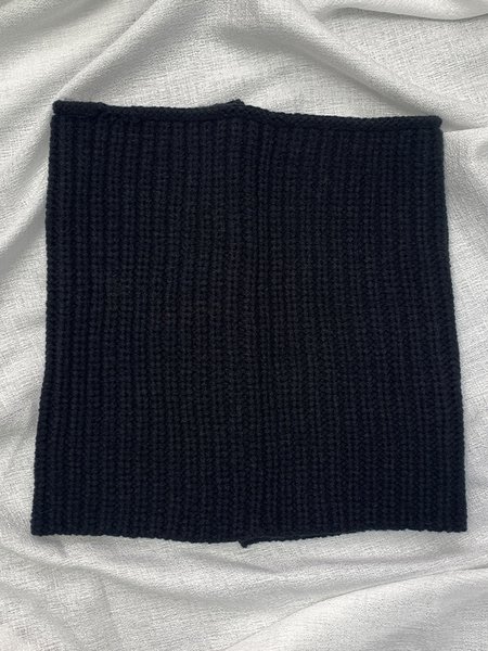 

Women Minimalist Knitted Plain Neck Gaiter, Black, Women Scarves & Shawls