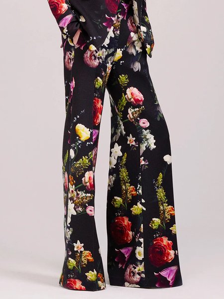 

Urban Regular Fit Floral Pants, Black, Pants