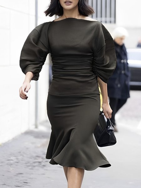 

Three Quarter Sleeve Urban Regular Fit Boat Neck Dress, Black, Midi Dresses