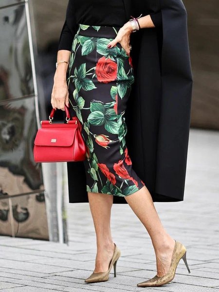 

Floral Regular Fit Urban Daily Skirt, Black, Skirts