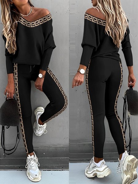 

Regular Fit Geometric Casual V Neck Two-Piece Set, Black, Suit Set