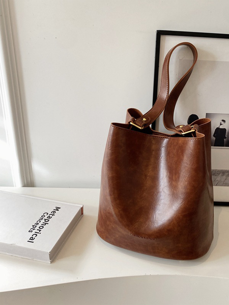 

Casual Shoulder Bag, Brown, Bags