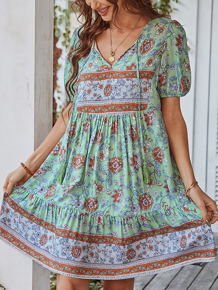 

Women Floral V Neck Short Sleeve Comfy Casual Short Dress, Green, Dresses