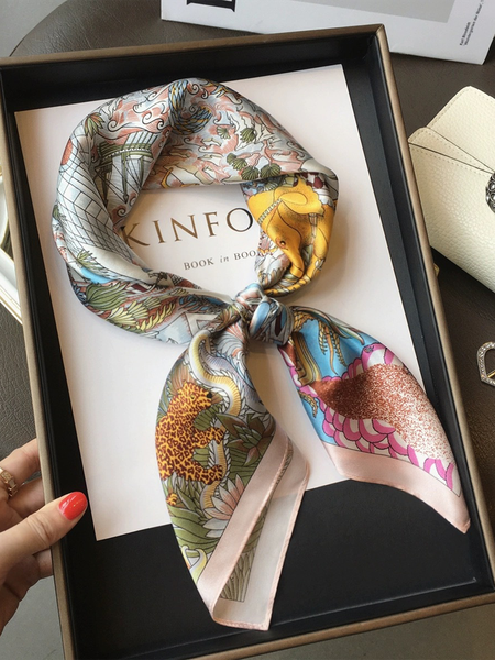 

Fashion commuter printed mulberry silk lightweight scarf, Color1, Scarves