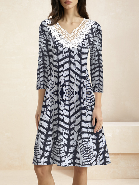 

Women Abstract Stripes Lace Collar Long Sleeve Comfy Casual Lace Short Dress, Black-white, Dresses
