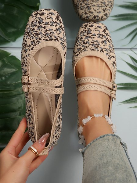 

Casual Abstract Slip On Flat Heel Shallow Shoes, Khaki, Flats/Loafers
