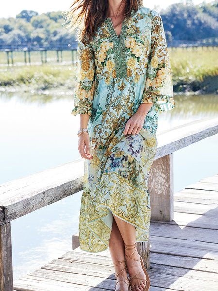

Women Floral V Neck Three Quarter Sleeve Comfy Vacation Lace Maxi Dress, Green, Maxi