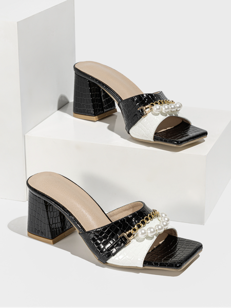 

Elegant Pearl Chain Decor Color-block Chunky Heel Mule Sandals, Black, Slippers