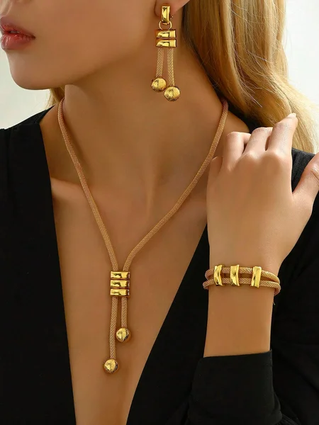 4pcs/set Elegant Electroplated 24K Gold Jewelry Set, Golden, Jewelry