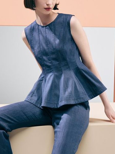 

Denim Regular Fit Crew Neck Urban Top, Blue, Tanks and Camis