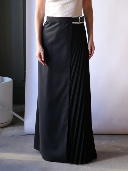 

Urban Plain Regular Fit Long Skirt, Black, Skirts