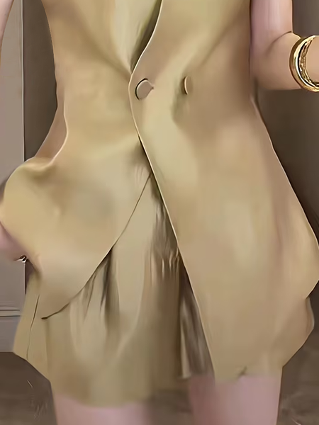 

Urban Plain Loose Shorts, Golden, Shorts