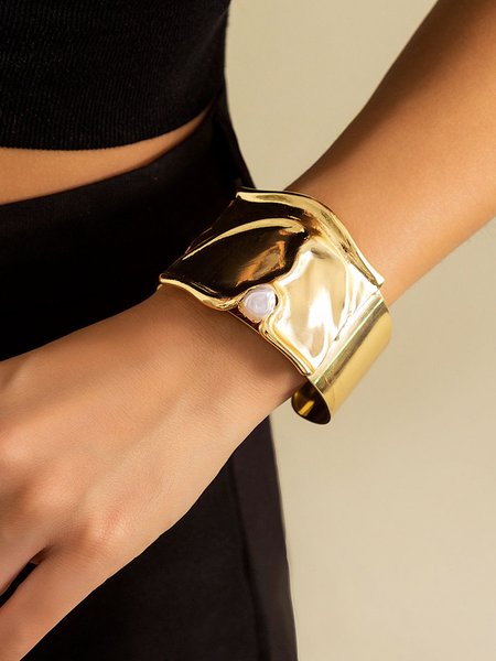 

Imitation Pearl Pleated Design Cuff Bracelet, Golden, Bracelets