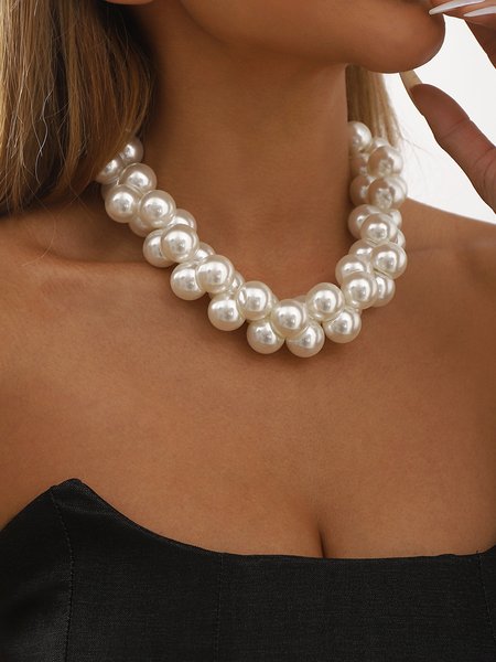 

Baroque Imitation Pearl Irregular Choker, White, Necklaces