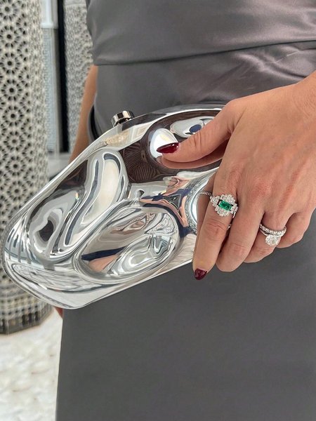 

Sculpture Concave Design Acrylic Clutch Bag, Silver, Bags