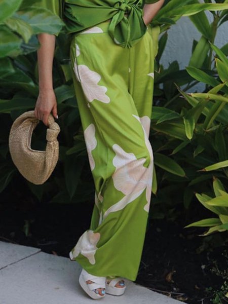 

Regular Size Loose Plants Straight Pants, Green, Pants