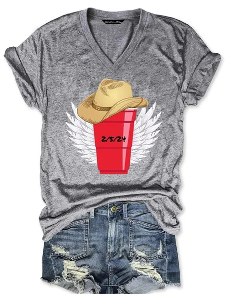 Women's Red Solo Cup Wings 2/5/24 Print Text Letters T-Shirt, Light gray, T-shirts