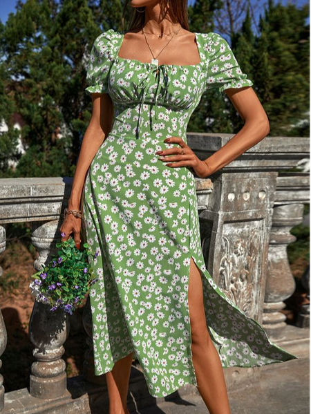 

Women's Short Sleeve Summer Green Floral Square Neck Puff Sleeve Daily Milkmaid Midi Dress, Dresses