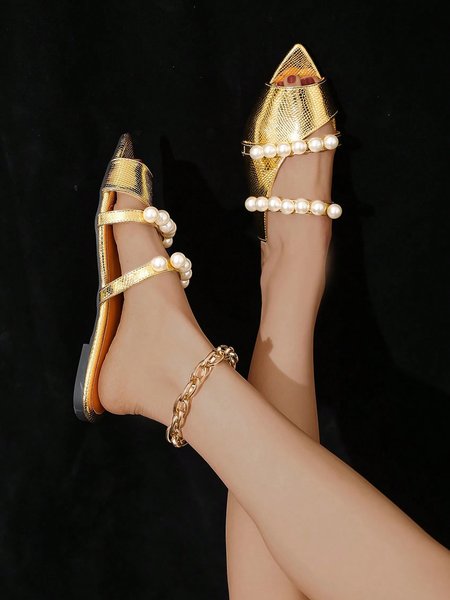 

Fashionable Golden Embossed Imitation Pearls Decorated Slide Sandals, Slippers