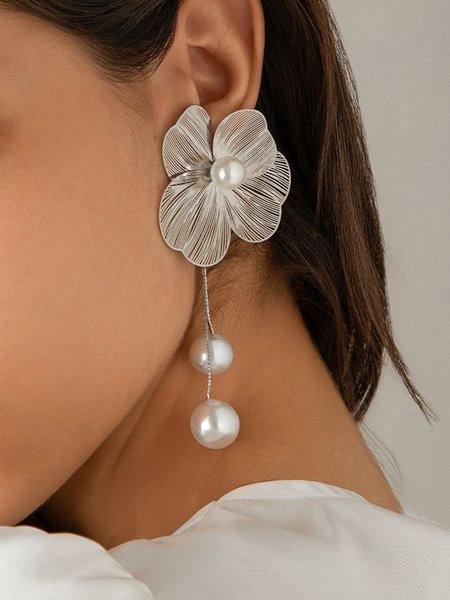 

1pair Elegant Hollow Out Flower Imitation Pearl Tassel Earrings, Silver, Earrings