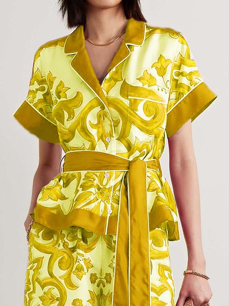 

Shawl Collar Floral Regular Fit Urban Shirt With Belt, Yellow, Blouses and Shirts