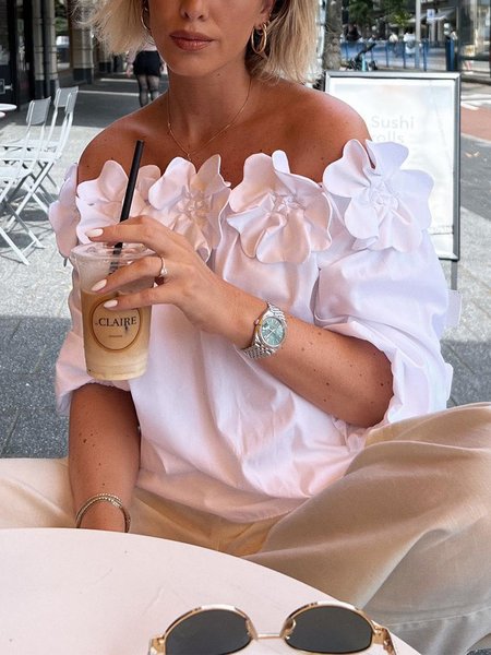 

Elegant 3D Floral Cold-Shoulder Loose Shirt, White, Blouses and Shirts