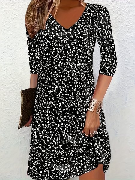 

Women Ditsy Floral V Neck Half Sleeve Comfy Casual Midi Dress, Black, Midi