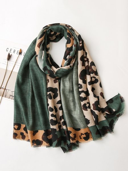 

Casual Colorblock Leopard Fringed Scarf, Green, Scarves