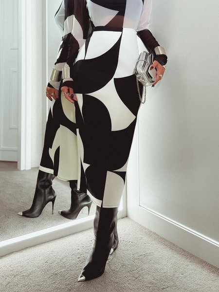 

Abstract Graphic Urban Regular Fit Printing Midi Skirt, Black-white, Skirts