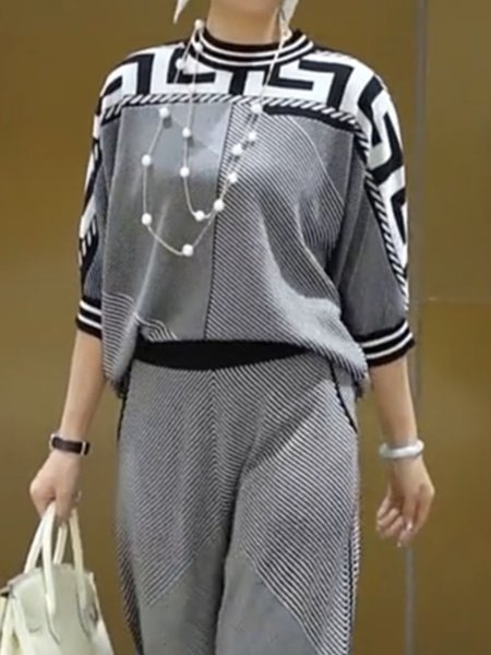 

Geometric Loose Casual Raglan Sleeves Sweater, Black-white, Pullovers
