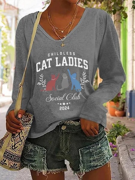 

La Cat Vote Childless Cat Lady Print Casual V-Neck Long Sleeve Shirt, Gray, Long sleeves