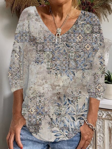

Casual Floral V Neck Long Sleeve T-shirt, Khaki, T-shirts