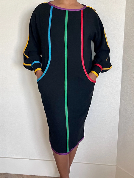 

Plus Size Pocket Stitching Regular Sleeve Urban Crew Neck Short Sleeve Color Block Midi Dress, Black, Plus Dresses