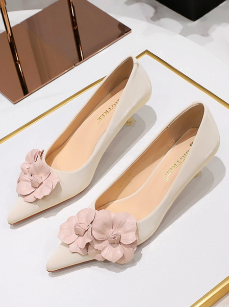 

Elegant Leather All Season Floral Shallow Shoes, White, Shoes