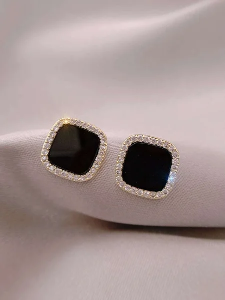

Simple Geometric Earrings, Black, Earrings