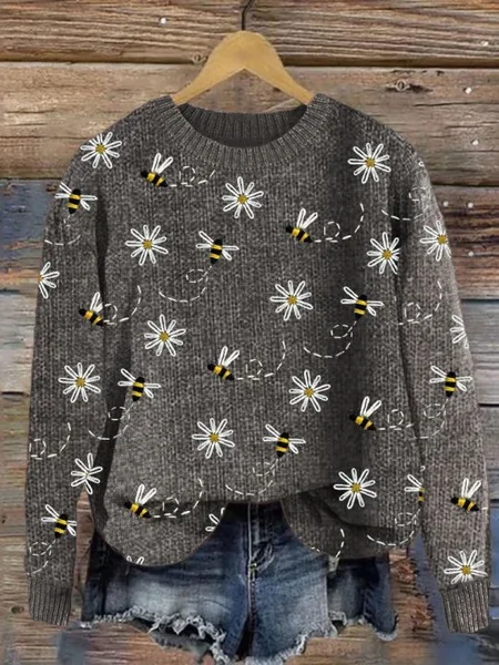 

Women's Bee Floral Print Crewneck Knit Sweater, Gray, Sweaters